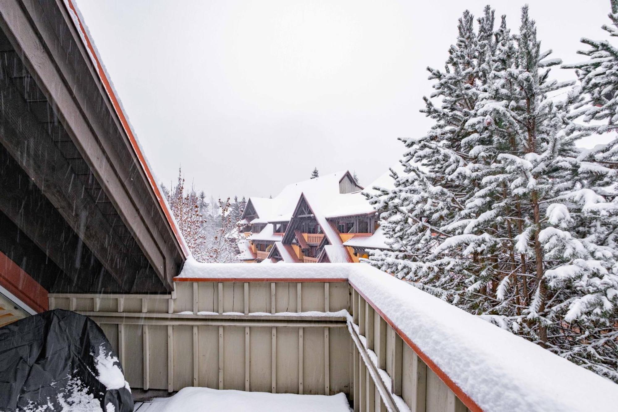Sunpath By Outpost Whistler Villa Exteriör bild